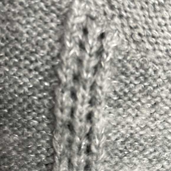 Lauren Conrad women’s Pom Pom sweater, soft gray with metallic threads, size 2X - Picture 8 of 11